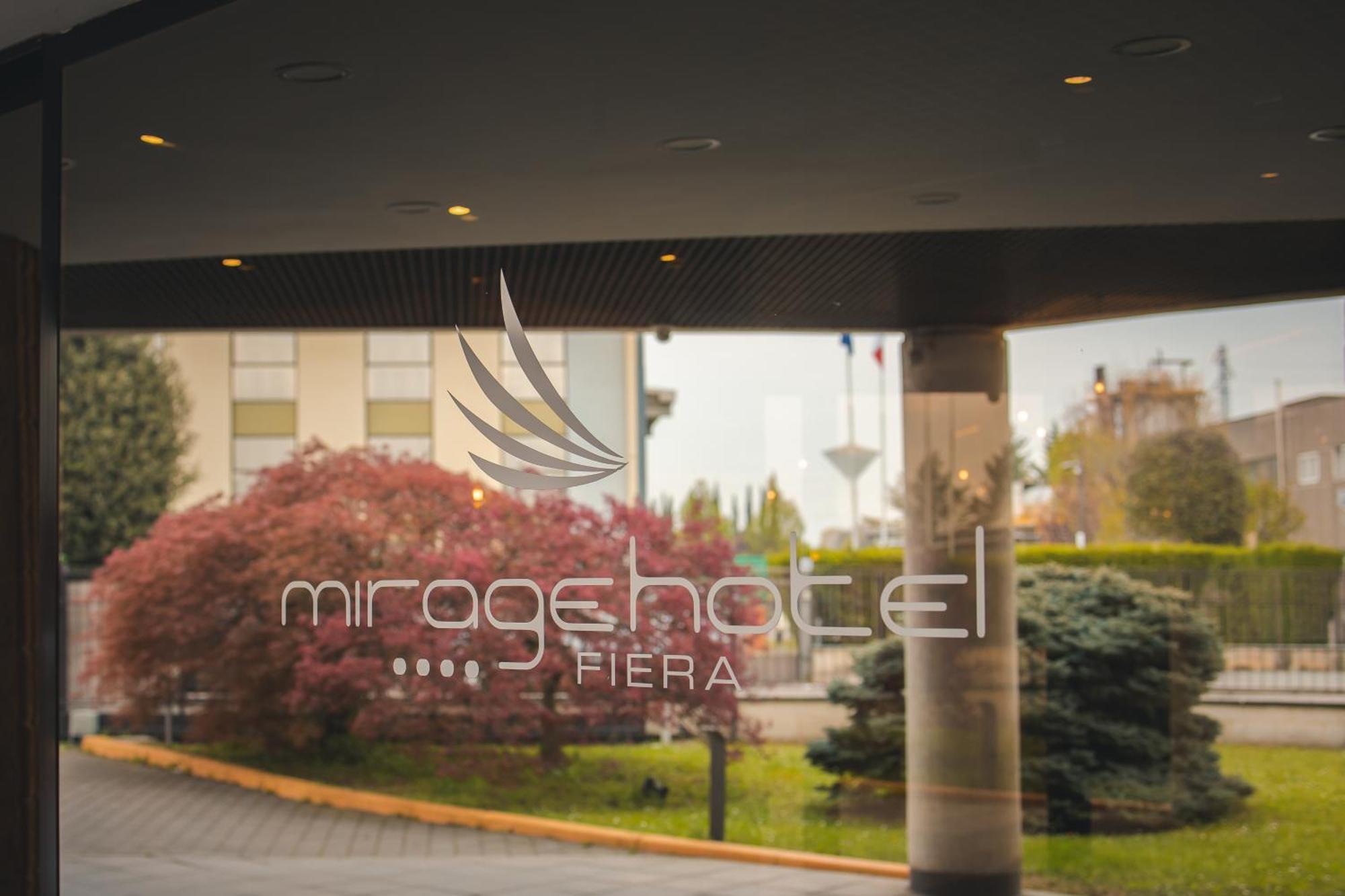 Best Western Mirage Hotel Fiera Падерно-Дуньяно Экстерьер фото