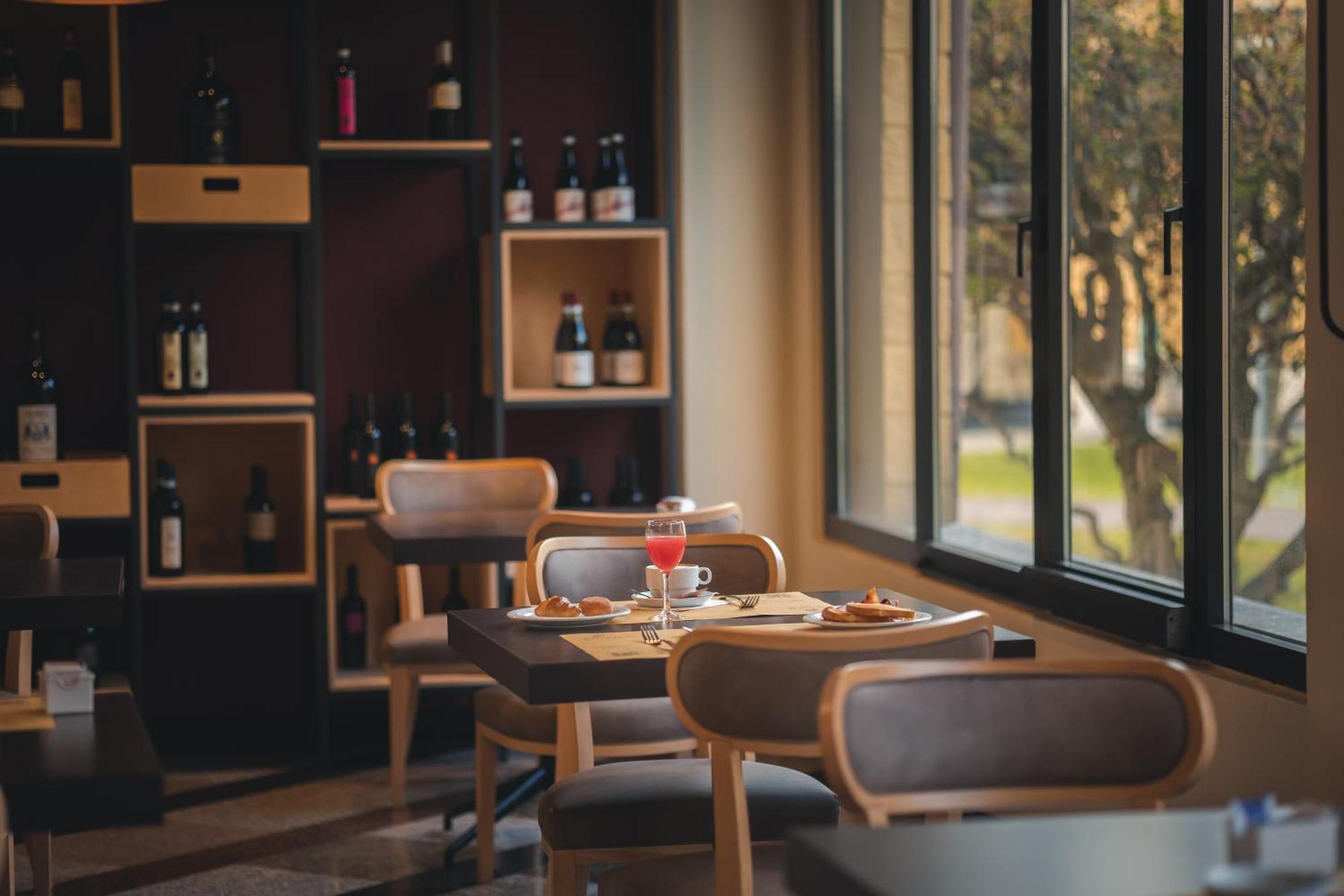 Best Western Mirage Hotel Fiera Падерно-Дуньяно Экстерьер фото