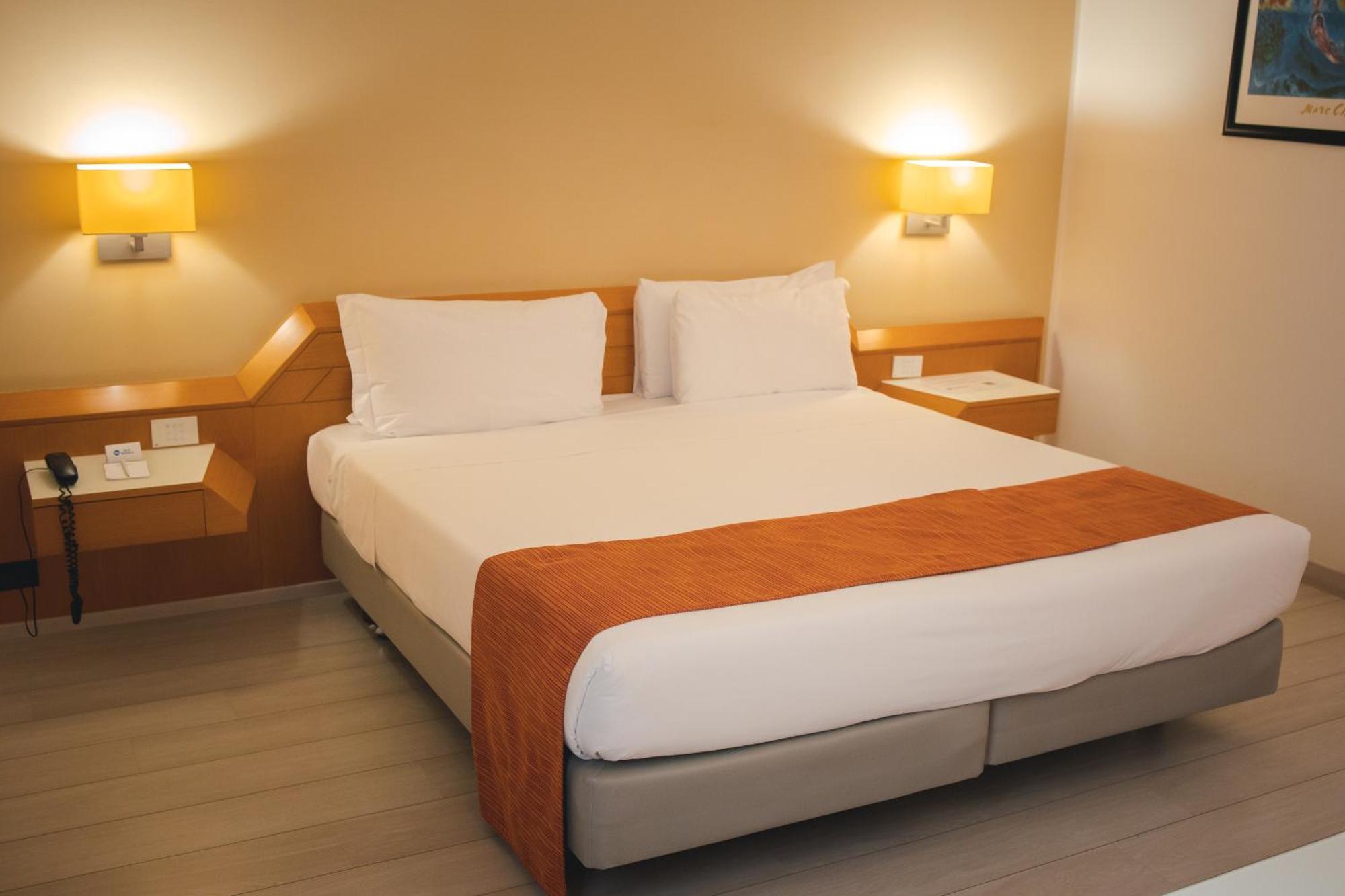 Best Western Mirage Hotel Fiera Падерно-Дуньяно Экстерьер фото